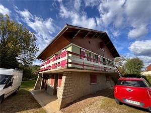 maison-villa à la location -   39000  LONS-LE-SAUNIER, surface 118 m2 location maison-villa - APR739645